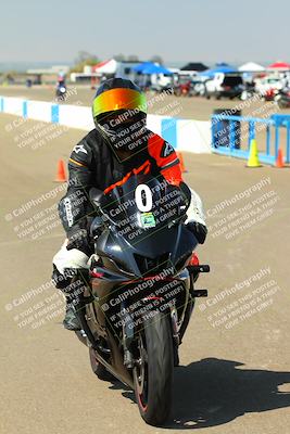 media/Sep-20-2025-TrackDaz (Sat) [[27f0cde673]]/Around the Pits/